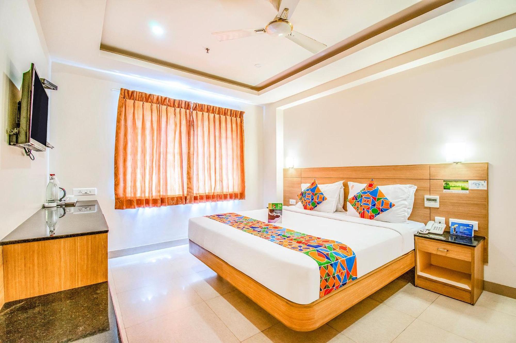 Fabhotel Prime Royal Castle - Nr Coimbatore North Railway Station Exteriör bild