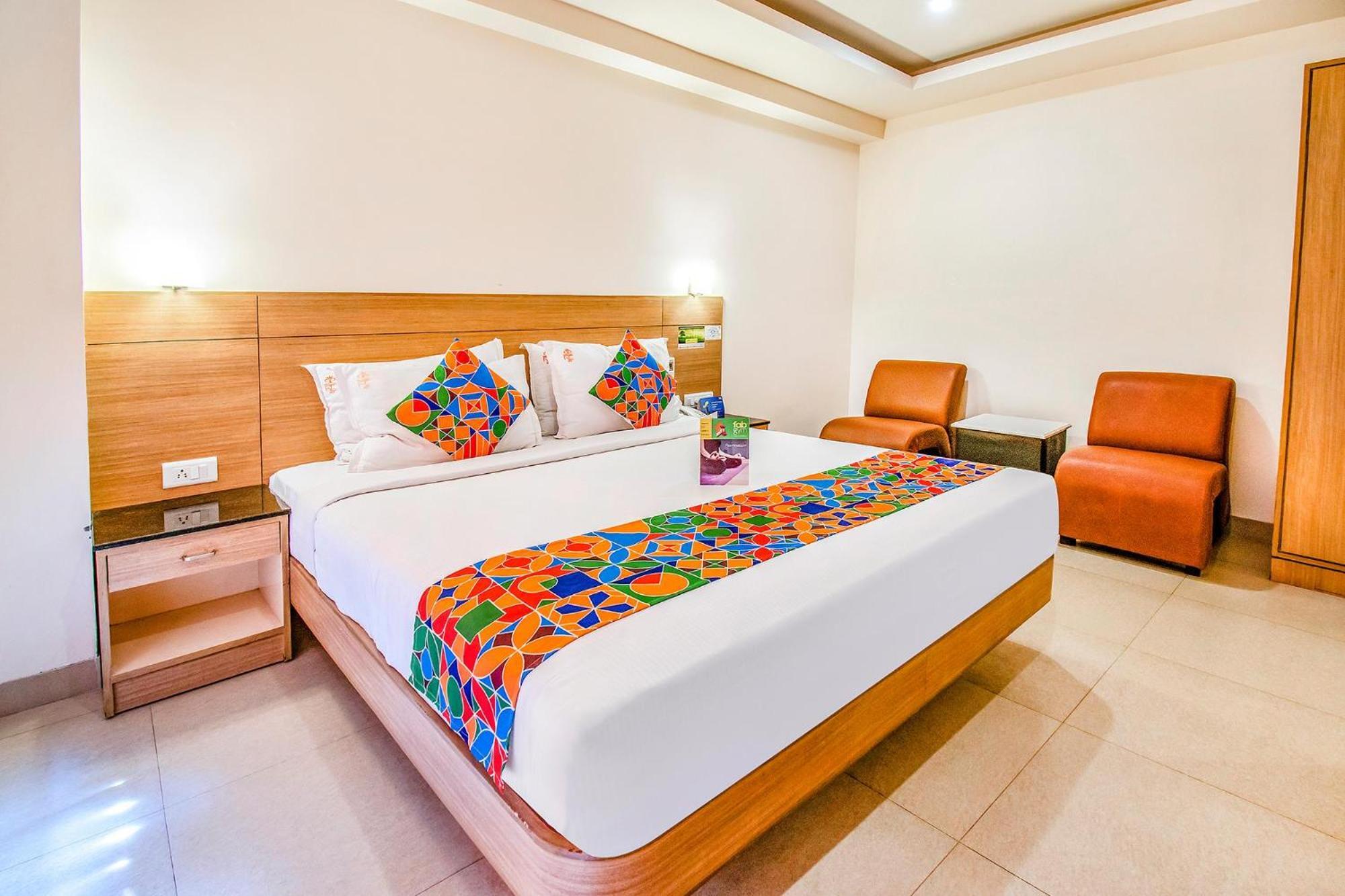 Fabhotel Prime Royal Castle - Nr Coimbatore North Railway Station Exteriör bild